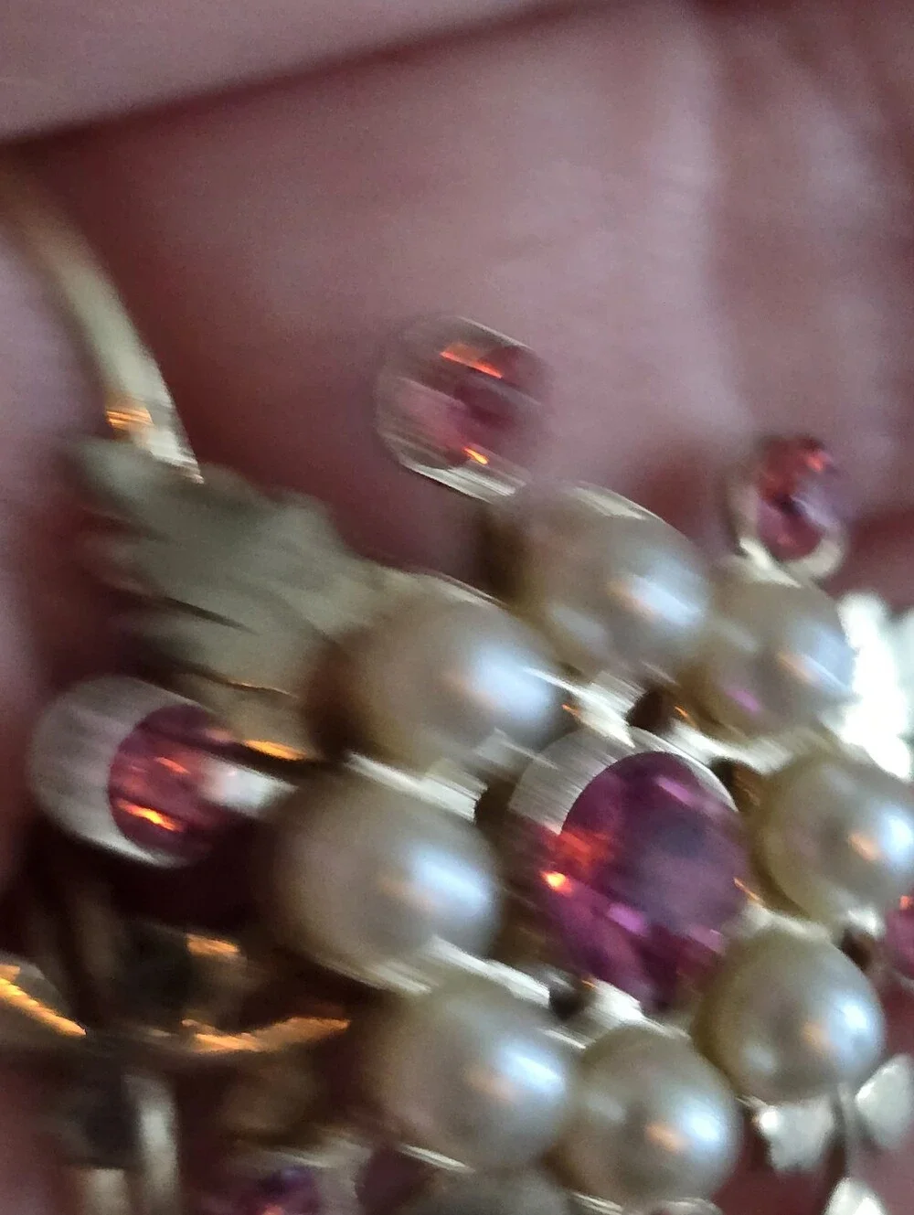 Vintage small pin